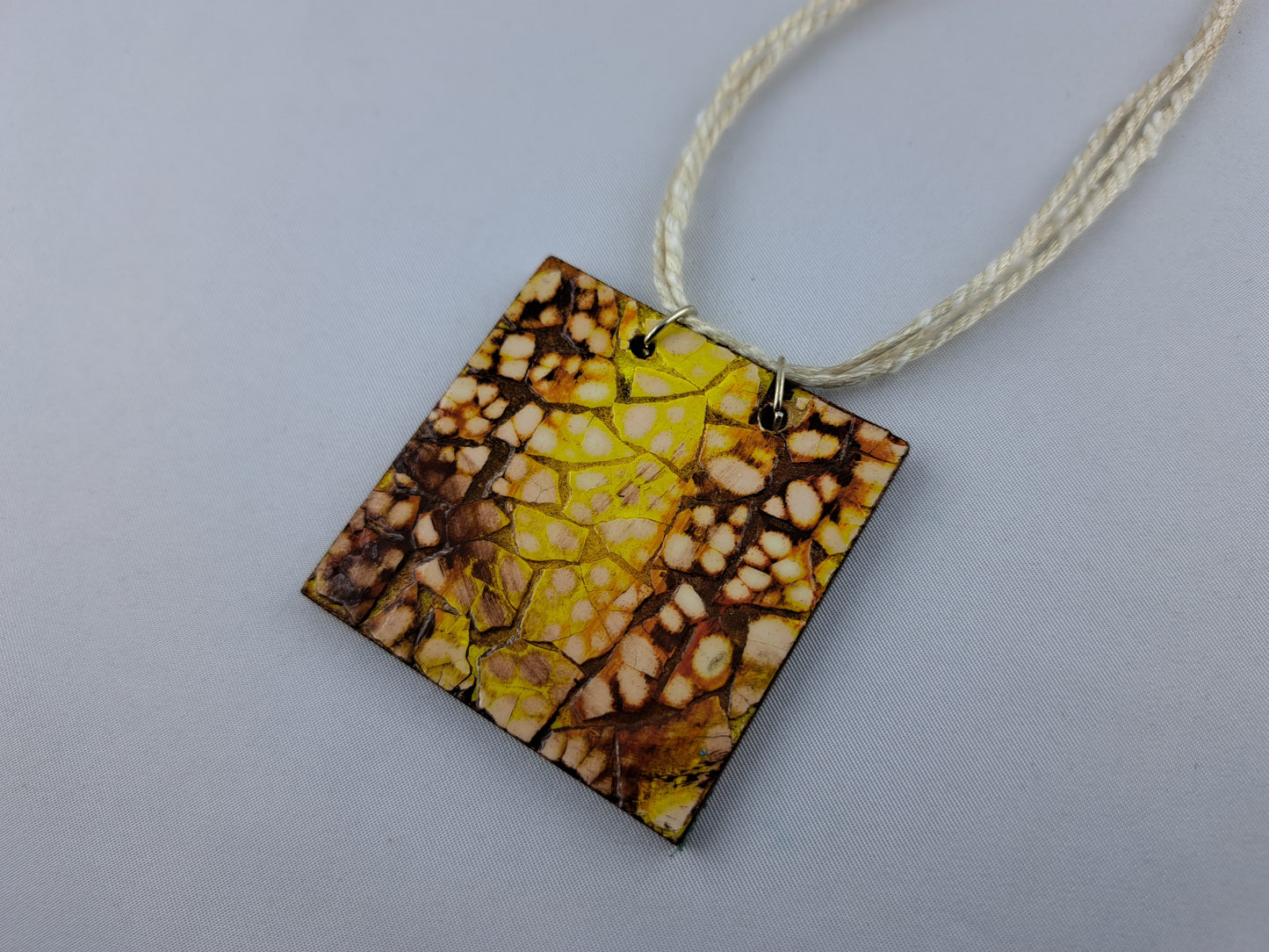 15121 - Pendentif EggShell Brun/Jaune