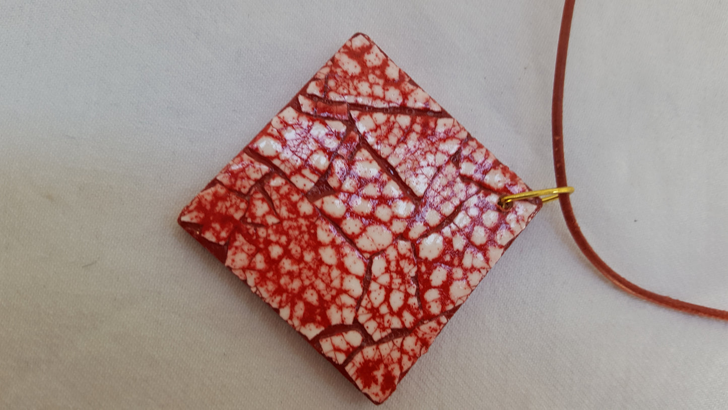 15104 - Pendentif Eggshell rouge