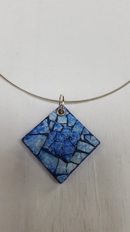 18110 - Pendentif EggShell bleu